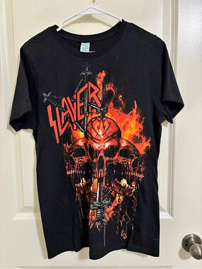 Pacific Graphic Skull Tee in Black & Red Size S/M Like New